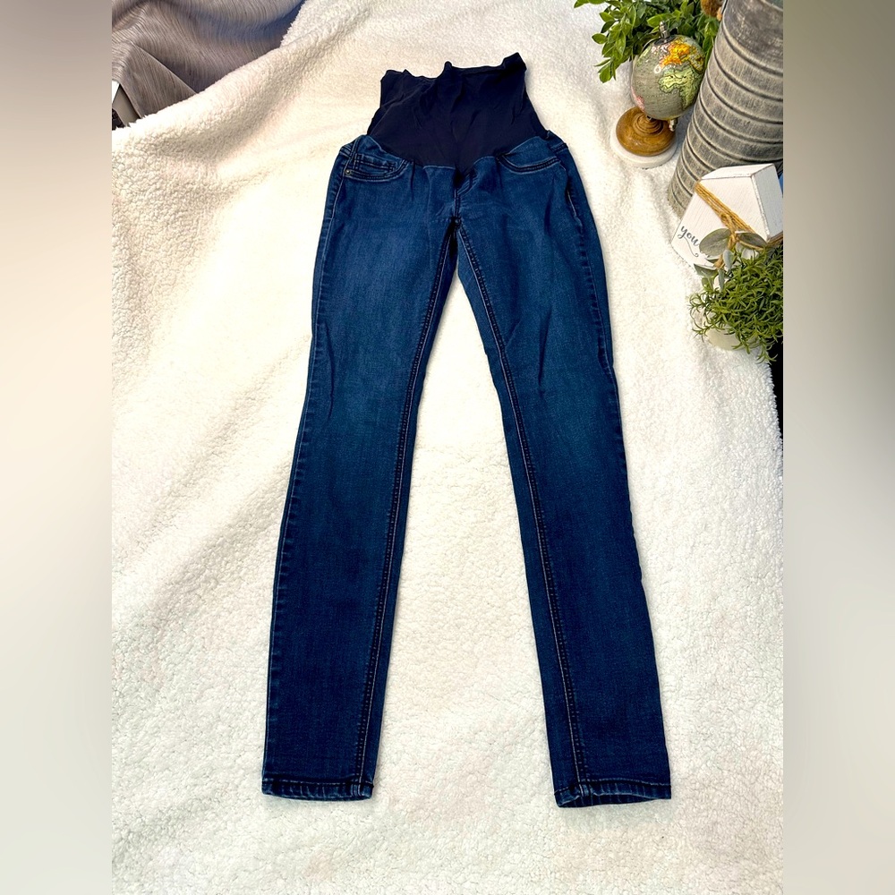 Indigo Blue maternity skinny jeans small